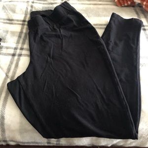 Torrid black leggings size 2